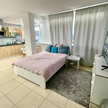 Apartment Gold 3 Metro X2 Wifi 300 Mbs 60'tv Netflix Hbo Appletv+ *